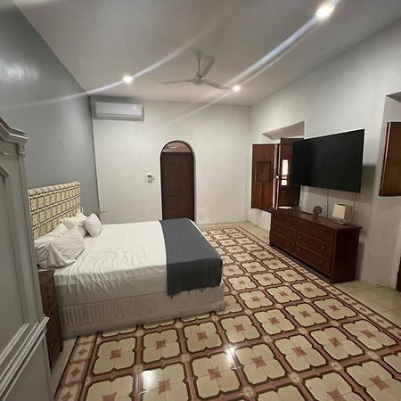Casa 411 Bed and Breakfast Mérida Buitenkant foto
